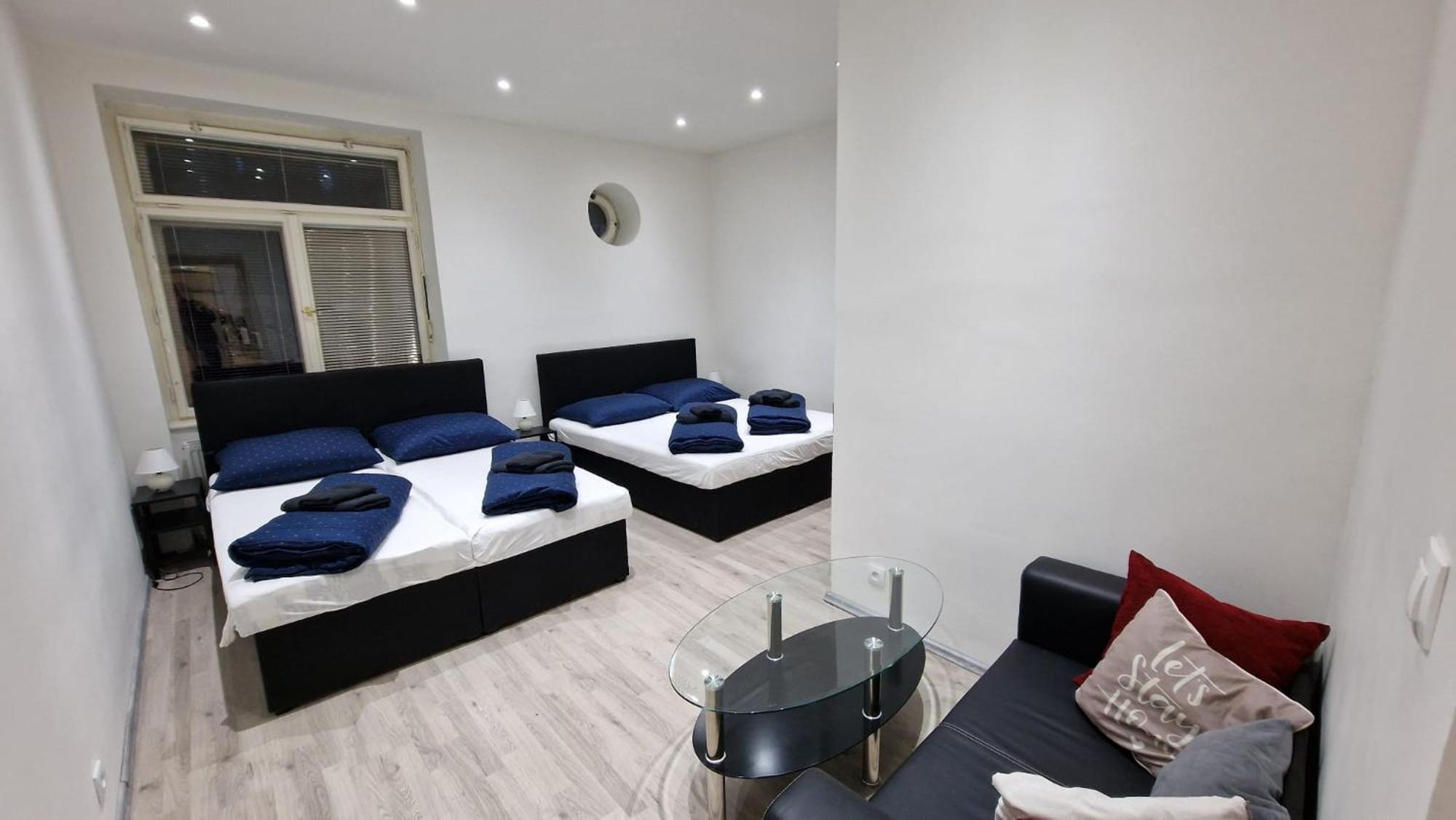 Apartment Flora - Late Check-Out At Noon 12 O Clock For Free Bratislava Eksteriør billede