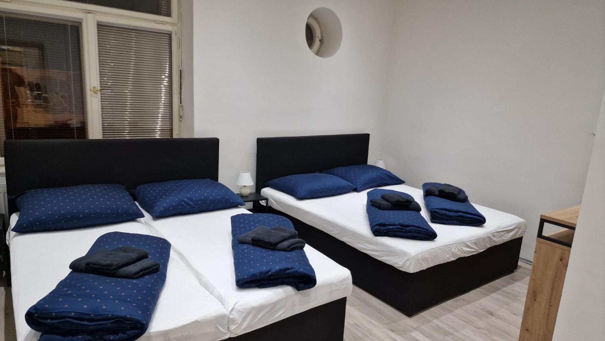 Apartment Flora - Late Check-Out At Noon 12 O Clock For Free Bratislava Eksteriør billede