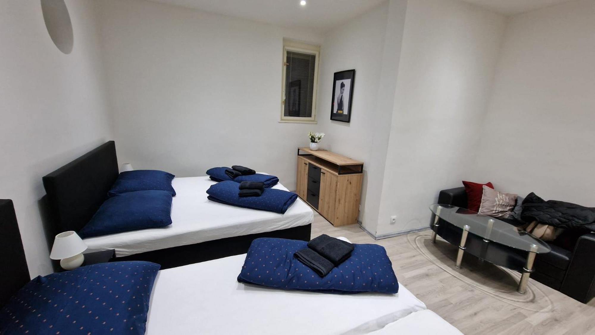 Apartment Flora - Late Check-Out At Noon 12 O Clock For Free Bratislava Eksteriør billede